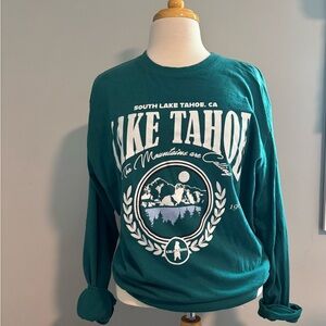 Lake Tahoe Graphic Women’s Long Sleeve Tee